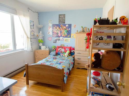 Bedroom - 46  - 48 Rue Longpré, Repentigny (Le Gardeur), QC - Indoor Photo Showing Bedroom