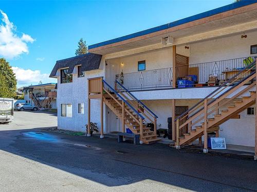 8-2045 Gatewood Rd, Sooke, BC - Outdoor