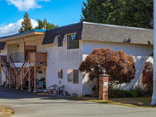 8-2045 Gatewood Rd, Sooke, BC - Outdoor