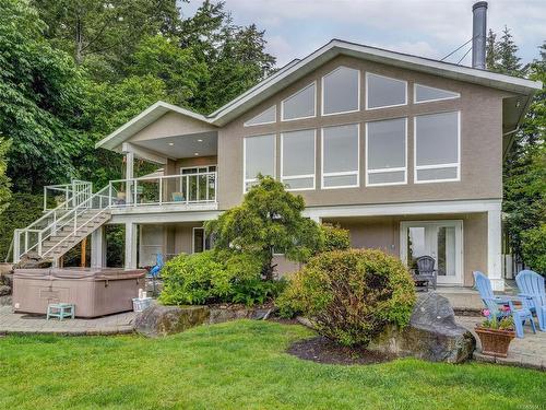 2030 Cardinal Close, North Saanich, BC 