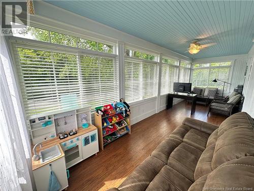 51 Riverside Drive, St. Stephen, NB - Indoor Photo Showing Living Room