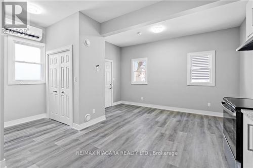 80 Page Street, St. Catharines, ON - Indoor Photo Showing Other Room