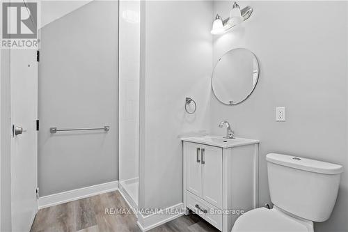80 Page Street, St. Catharines, ON - Indoor Photo Showing Bathroom