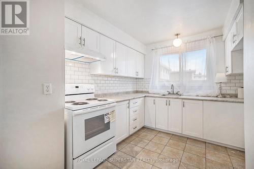 427 Moodie Drive, Ottawa, ON - Indoor Photo Showing Kitchen