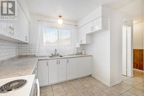 427 Moodie Drive, Ottawa, ON - Indoor Photo Showing Kitchen