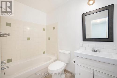 427 Moodie Drive, Ottawa, ON - Indoor Photo Showing Bathroom