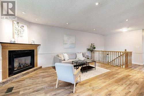 2260 Mountainside Drive, Burlington, ON - Indoor Photo Showing Living Room With Fireplace