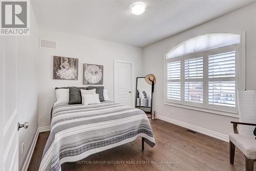 1 Nocturne Avenue, Vaughan, ON - Indoor Photo Showing Bedroom