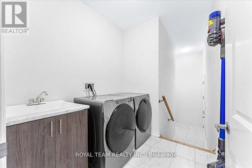 154 Ramblewood Drive, Wasaga Beach, ON - Indoor Photo Showing Laundry Room