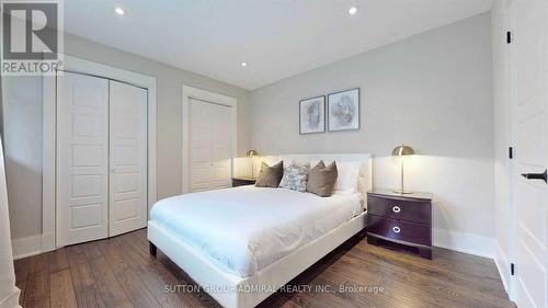 362 Sugar Maple Court, Richmond Hill, ON - Indoor Photo Showing Bedroom