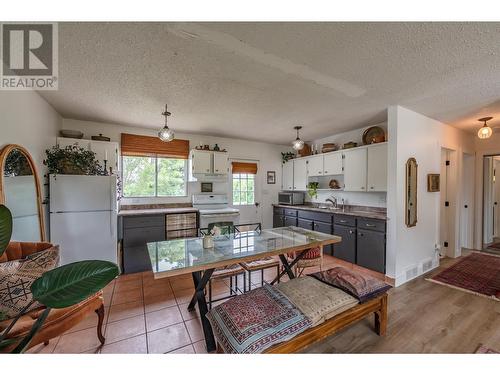 10 Willow Crescent, Osoyoos, BC - Indoor