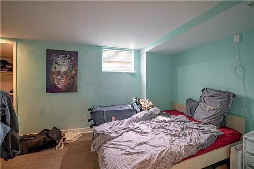 86 Whitney Avenue, Hamilton, ON - Indoor Photo Showing Bedroom