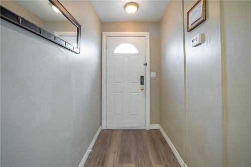 86 Whitney Avenue, Hamilton, ON - Indoor Photo Showing Other Room