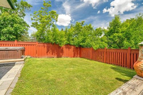 2260 Mountainside Drive, Burlington, ON - Outdoor