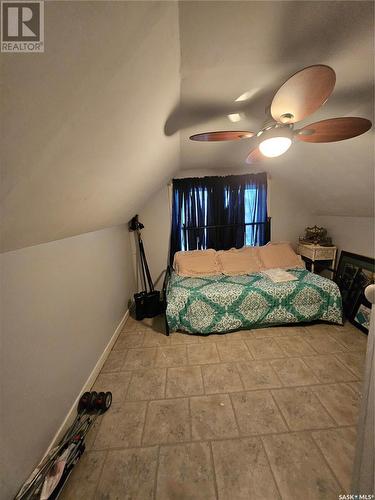402 Saskatchewan Avenue, Torquay, SK - Indoor Photo Showing Bedroom