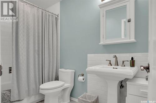 1134 Gryphons Walk, Regina, SK - Indoor Photo Showing Bathroom