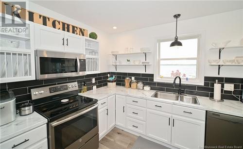 237 Rte 636, Harvey, NB - Indoor Photo Showing Kitchen With Double Sink