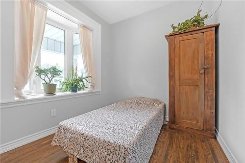 473 Upper Wentworth Street, Hamilton, ON - Indoor Photo Showing Bedroom