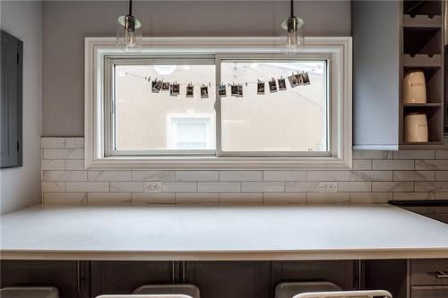 87 Munn Street, Hamilton, ON - Indoor Photo Showing Kitchen