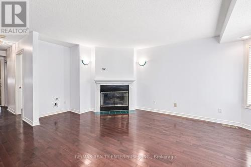 34 Nettleton Court, Collingwood, ON - Indoor With Fireplace