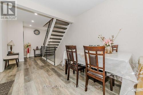 418 Scottsdale Drive, Guelph, ON - Indoor Photo Showing Dining Room