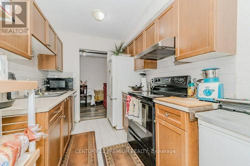 418 Scottsdale Drive, Guelph, ON - Indoor Photo Showing Kitchen