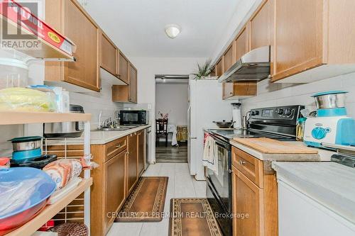 418 Scottsdale Drive, Guelph, ON - Indoor Photo Showing Kitchen