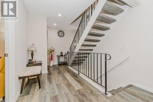 418 Scottsdale Drive, Guelph, ON - Indoor Photo Showing Other Room