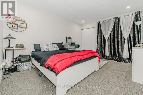 418 Scottsdale Drive, Guelph, ON - Indoor Photo Showing Bedroom