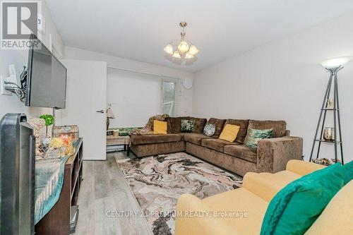 418 Scottsdale Drive, Guelph, ON - Indoor Photo Showing Living Room