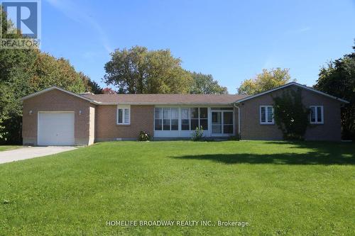 7 Bruce Avenue, Georgina (Keswick South), ON - Outdoor With Facade