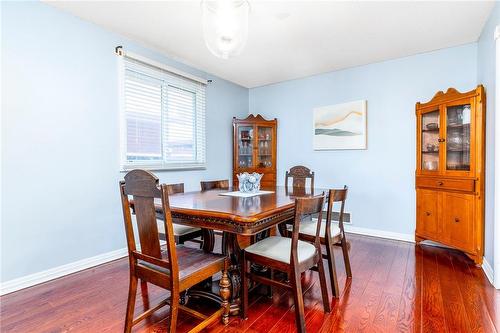 263 Delancey Boulevard, Hamilton, ON - Indoor Photo Showing Dining Room