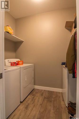 1103 Evergreen Boulevard, Saskatoon, SK - Indoor Photo Showing Laundry Room