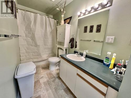 124 Lindsay Street, Quesnel, BC - Indoor Photo Showing Bathroom