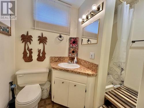 124 Lindsay Street, Quesnel, BC - Indoor Photo Showing Bathroom