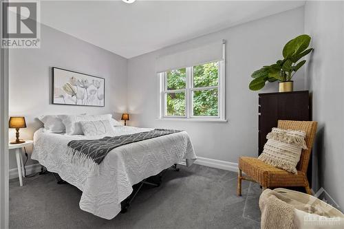 832 Duberry Street, Ottawa, ON - Indoor Photo Showing Bedroom