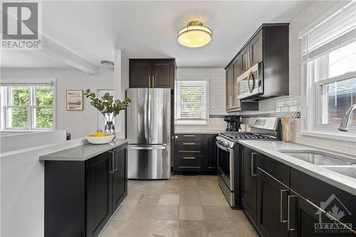832 Duberry Street, Ottawa, ON - Indoor Photo Showing Kitchen With Stainless Steel Kitchen