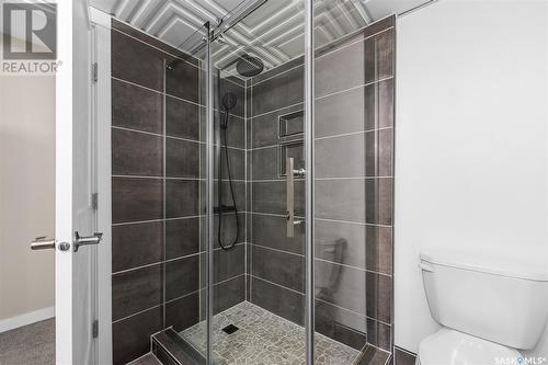 29 Lewry Crescent, Moose Jaw, SK - Indoor Photo Showing Bathroom