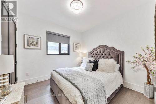 B - 7 Iroquois Avenue, Mississauga (Port Credit), ON - Indoor Photo Showing Bedroom