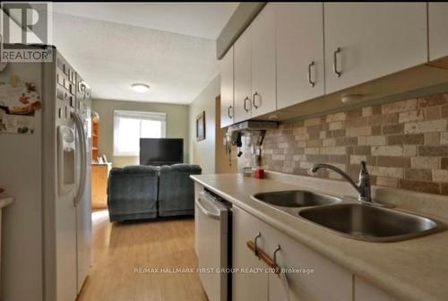 68 Broadlands Crescent, Clarington, ON - Indoor Photo Showing Kitchen With Double Sink