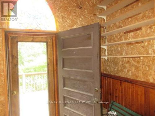 130 Colony Road, Kawartha Lakes (Bobcaygeon), ON - Indoor Photo Showing Other Room