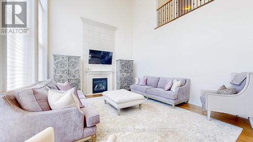 19 Paradise Valley Trail, King (Nobleton), ON - Indoor Photo Showing Living Room With Fireplace