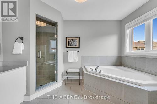 330 Michener Place, Milton, ON - Indoor Photo Showing Bathroom