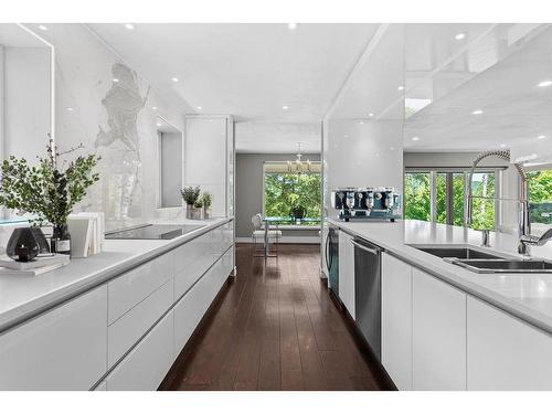 Kitchen - 1120 Rue Émond O., Mont-Tremblant, QC - Indoor Photo Showing Kitchen With Double Sink With Upgraded Kitchen