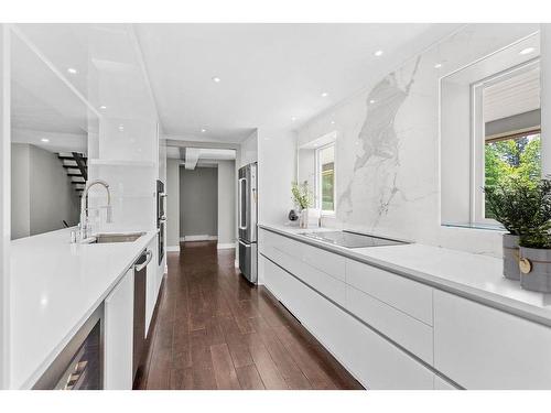 Kitchen - 1120 Rue Émond O., Mont-Tremblant, QC - Indoor Photo Showing Kitchen With Upgraded Kitchen