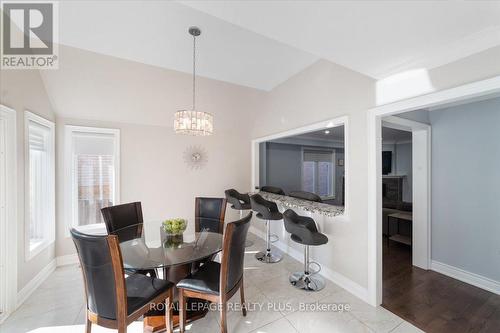 2873 Tradewind Drive, Mississauga, ON - Indoor Photo Showing Dining Room