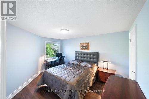 2873 Tradewind Drive, Mississauga, ON - Indoor Photo Showing Bedroom