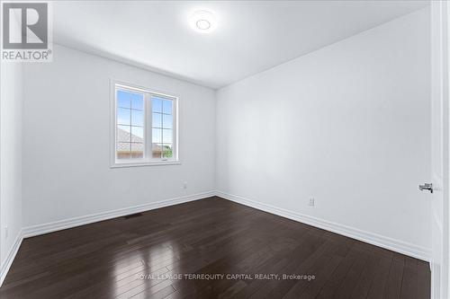 130 Frank Kelly Drive, East Gwillimbury, ON - Indoor Photo Showing Other Room