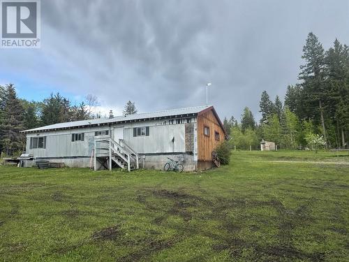 1320 Lumreek Road, 150 Mile House, BC - Outdoor
