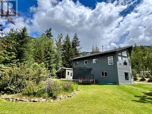 185 Donnellys Road, Nakusp, BC - Outdoor